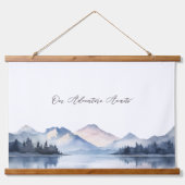 Einzigartiges Blue Mountain Watercolor Wedding Gue Wandteppich Mit Holzrahmen (Vorne)
