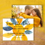 Einzigartiges Blue Yellow Wedding Foto Rett Date Save The Date<br><div class="desc">Einzigartige und künstlerisch blaue und gelbe Aquarellfarben Blume Hochzeit Speichern Sie die Datumskarte. Personalisiert mit Ihrem Foto auf der Rückseite. Kaufen Sie gedruckte Exemplare oder bestellen Sie digital,  um sie per E-Mail oder in Ihren sozialen Medien mit Freunden und der Familie zu teilen.</div>