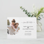 Einzigartiges Foto mit gedrehtem Papier Save The Date (Stehend Vorderseite)