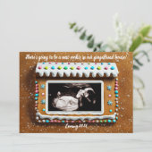 Einzigartiges Gingerbrei House Baby Ultrasound Sch Ankündigung (Stehend Vorderseite)