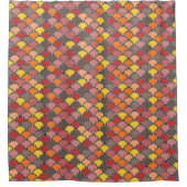 Einzigartiges Mauve Yellow Taupe Scales Muster Duschvorhang (Vorderseite)