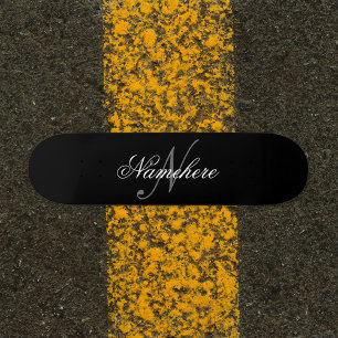 Einzigartiges Monogramm für Personalisierte Schwar Skateboard