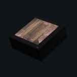 Einzigartiges Muster aus Rose Gold-Holzschnitt Erinnerungskiste<br><div class="desc">Dieses hochwertige,  digital gestaltete Design zeichnet sich durch schöne Rose-Gold-Imitate aus,  die mit einem Imitat-Holz-Muster überzogen sind. Passen Sie einfach Ihre Monogramm-Initialen und das Datum Ihrer Wahl an. Die perfekte Geschenkidee für jede Anlässe und Feiertage inklusive Weihnachten.</div>