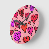 Einzigartiges Niedliches Herzmuster Runde Wanduhr (Winkel)