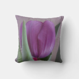 Einzige violette Tulpe Kissen