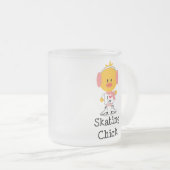 Eis-Skaten-Küken-mattierte Tasse (VorderseiteRechts)