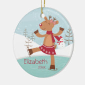 Eis-Skaten-Ren-datierte Weihnachtsverzierung Keramikornament (Links)