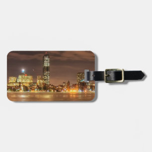 Eis teilweise geschmolzen auf Charles River in Gepäckanhänger