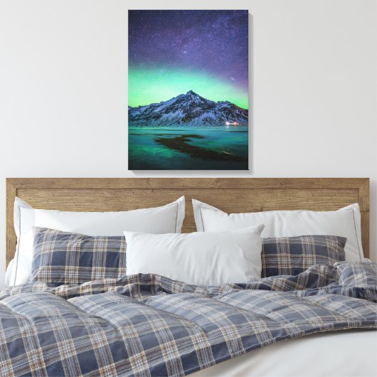 Eis und Schnee | Aurora Borealis Milky Way Island Leinwanddruck (Insitu (Schlafzimmer))