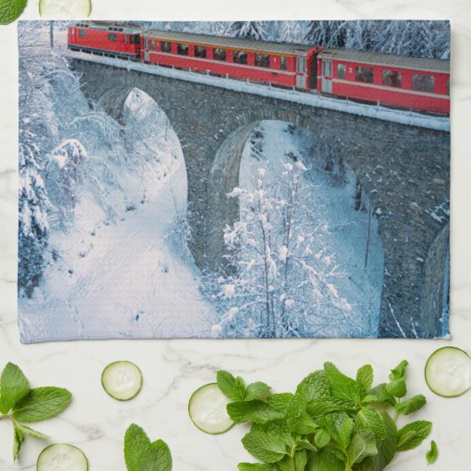 Eis und Schnee | Red Bernina Express Zug Schweiz Geschirrtuch (Gefaltet)
