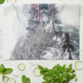 Eis und Schnee | Rote Brücke im Winter, Japan Geschirrtuch (Gefaltet)