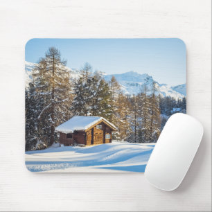 Eis und Schnee   Winterlogmelkabine Schweizer Alpe Mousepad