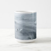Eis und Wasser am Strand, Eisland Kaffeetasse (Mittel)