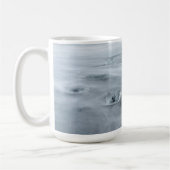Eis und Wasser am Strand, Eisland Kaffeetasse (Links)