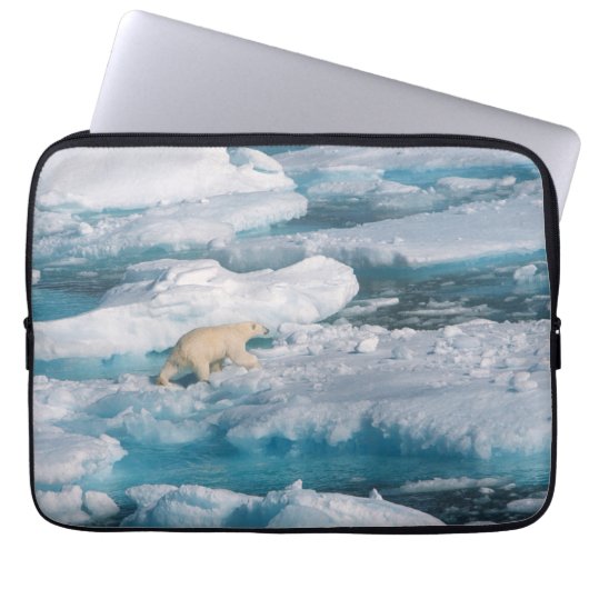 Eisbär, der auf das Meer geht Laptopschutzhülle (Vorderseite)