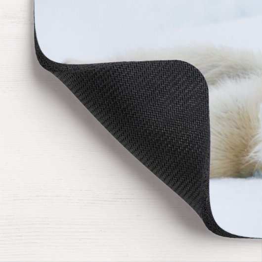 Eisbär im Schnee, Norwegen Mousepad (Ecke)
