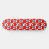 Eisbär-Musterdesign auf Rot Skateboard (Horizontal)
