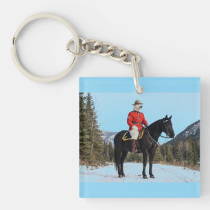 Eisbär RCMP Korporal zu Pferd Schlüsselanhänger