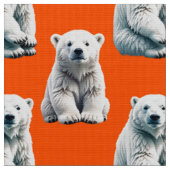 Eisbärenmusterdesign auf Orange Stoff (Nahaufnahme)