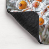 Eisbedeckte Rote Berries Mousepad (Ecke)