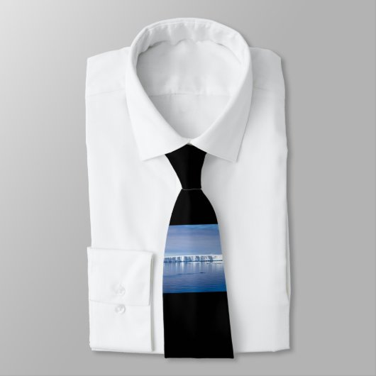 Eisberg Krawatte (Gebunden)