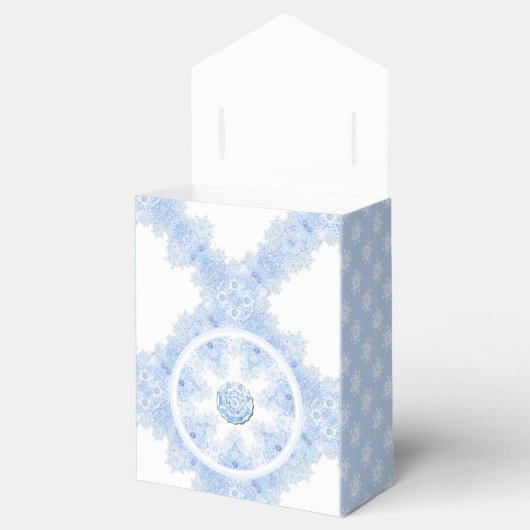 Eisblauer Schneeflocken Geschenkschachtel (Geöffnet)