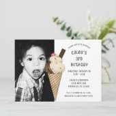Eiscreme Cone Party Custom Birthday Foto Einladung (Stehend Vorderseite)