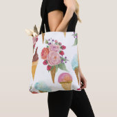 Eiscreme, Himbeeren: Aquarellmuster. Tasche (Von Nahem)