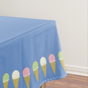 Eiscreme-Kegel-niedlicher erster Tischdecke