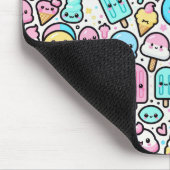 Eiscreme-Kone und Popsicle Doodles Mousepad (Ecke)