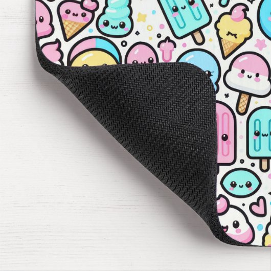 Eiscreme-Kone und Popsicle Doodles Mousepad (Ecke)
