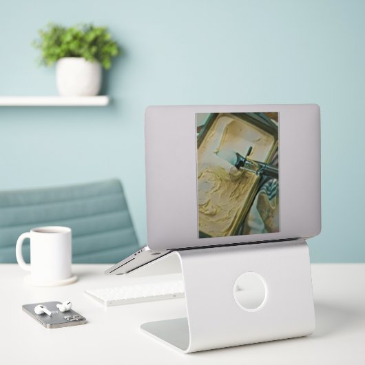 Eiscreme-Kuchen Aufkleber (Laptop auf Schreibtisch)