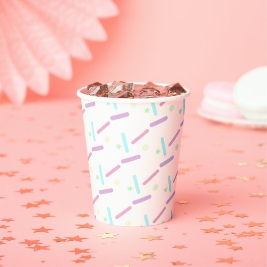 Eiscreme Kuchen Sprinkles Stars Punkte Pappbecher (Insitu)