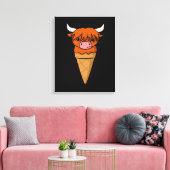 Eiscreme-Kuh spendet Funny Scottish Highland Cow Leinwanddruck (Insitu (Wohnzimmer))