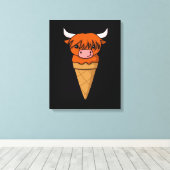 Eiscreme-Kuh spendet Funny Scottish Highland Cow Leinwanddruck (Insitu (Holzboden))