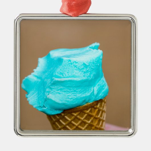 Eiscreme mit Waffelmakro Ornament Aus Metall (Vorne)