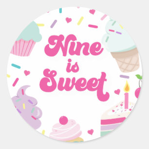 Eiscreme und Kuchen Nine ist Süß 9. Geburtstag Runder Aufkleber