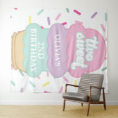 Eiscreme und Sprinklen Zwei süße 2D Geburtstag Wandteppich (Beispiel (Horizontal))