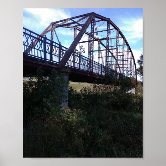 Eisenbahnbrücke auf Stelzen Poster (Vorne)