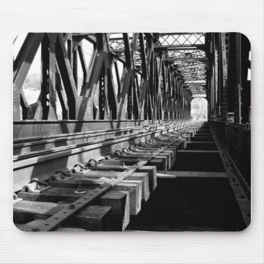 Eisenbahnbrücke mousepad (Vorne)