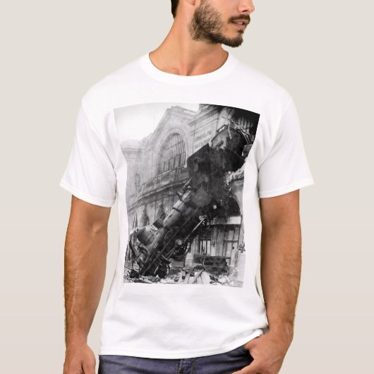 Eisenbahnwrack in Montparnasse, 1895 T-Shirt (Vorderseite)