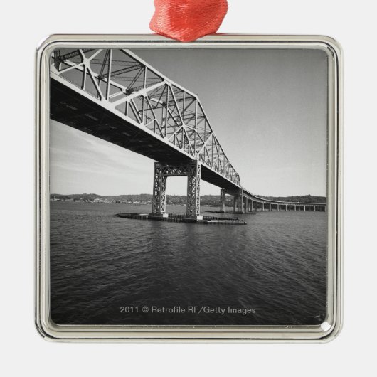 Eisenbrücke B&W Silbernes Ornament (Vorne)