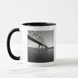 Eisenbrücke B&W Tasse