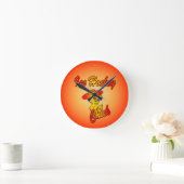 Eishockey-Chick #5 Runde Wanduhr (Zuhause)