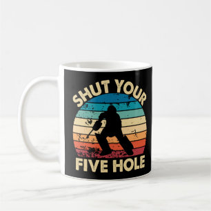 Eishockey Goalie Funny Shoppen Sie Ihre fünf Hole Kaffeetasse