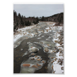 Eisiger Abdruck im Fluss Fotodruck