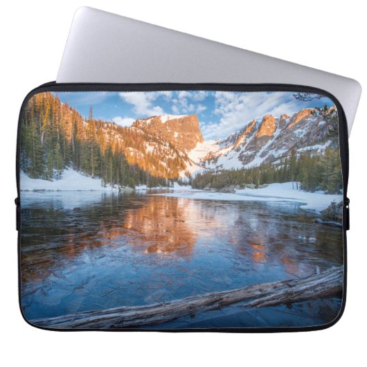 Eisiger Traumsee Laptopschutzhülle (Vorderseite)