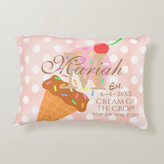 Eiskremskone mit Sprinklen, oben Kirsche Dekokissen (Rückseite)