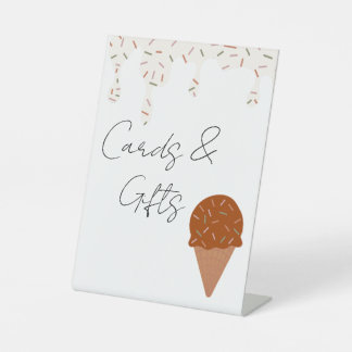 Eiskremspenden und -karten sockelschild