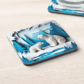 Eislandschaft mit Papercraft-Eisbären in einem bla Getränkeuntersetzer (Linke Seite)